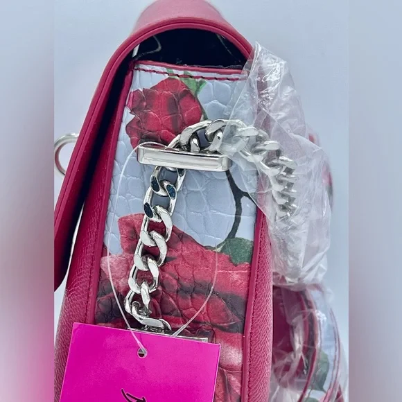 BN Betsey Johnson XO Mimi Crossbody - Picture 9 of 16